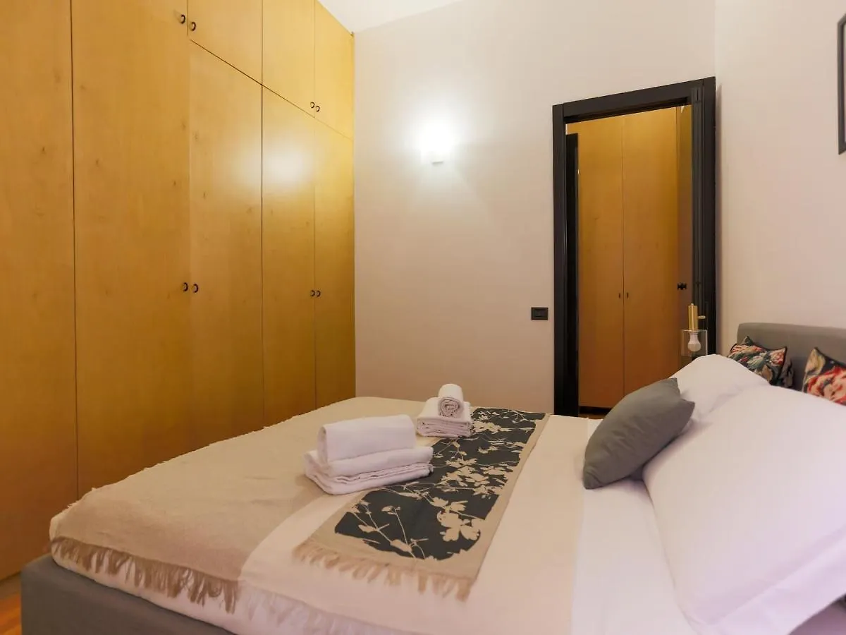 The Best Rent - Modern Apartment In The Center 밀라노