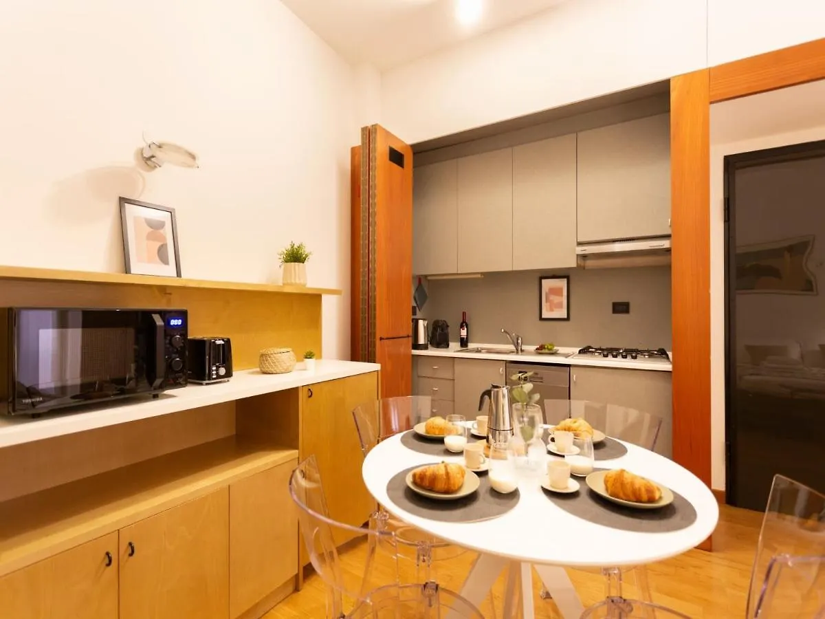 The Best Rent - Modern Apartment In The Center 밀라노